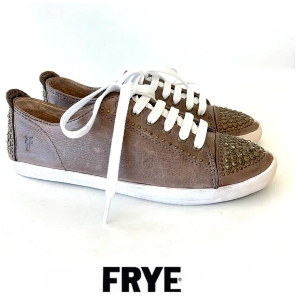 FRYE Kira Distressed Studded Taupe Leather boho Low Top Lace Up Sneakers‎